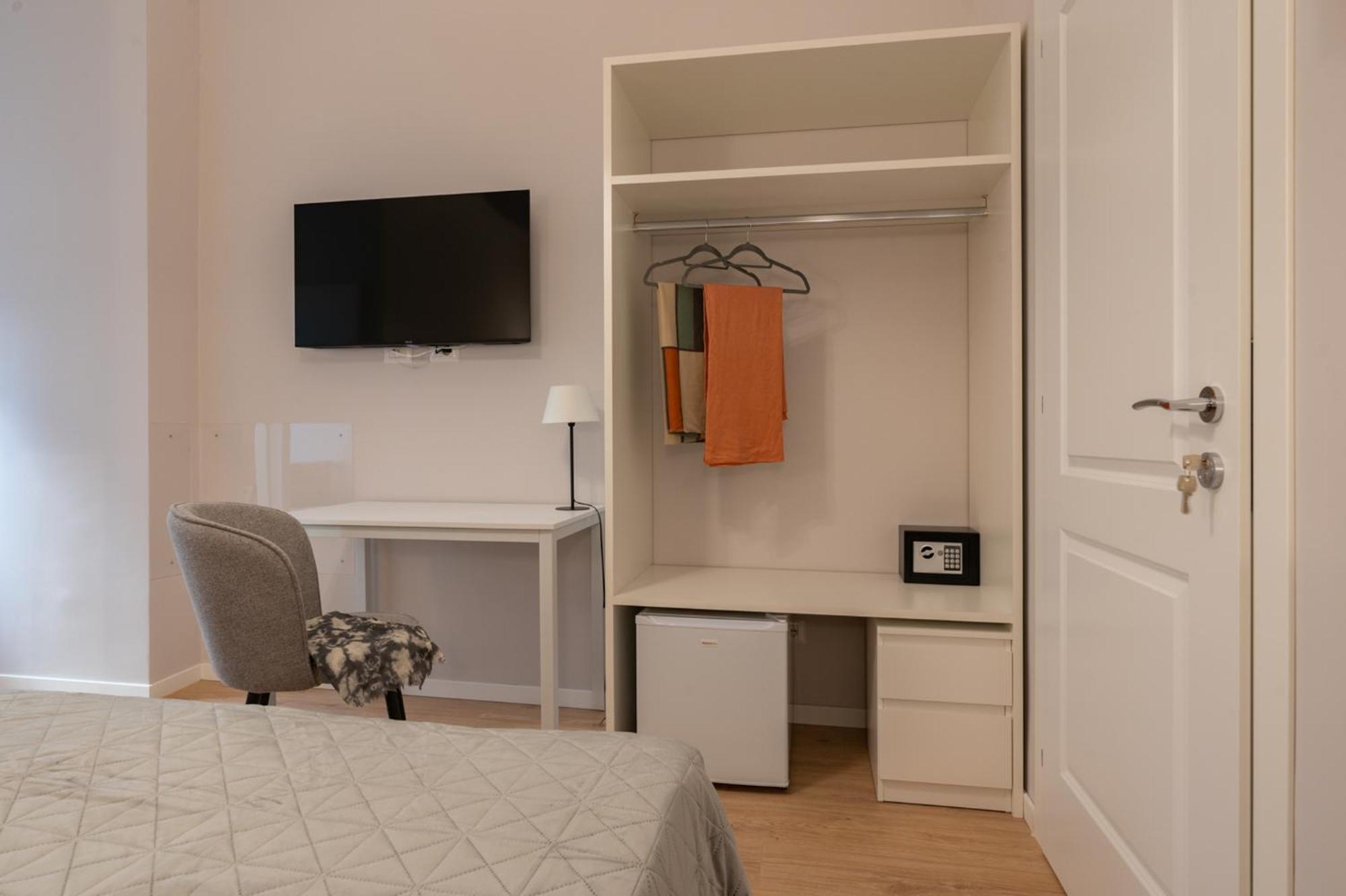 Residenza Lucrezio Affittacamere *